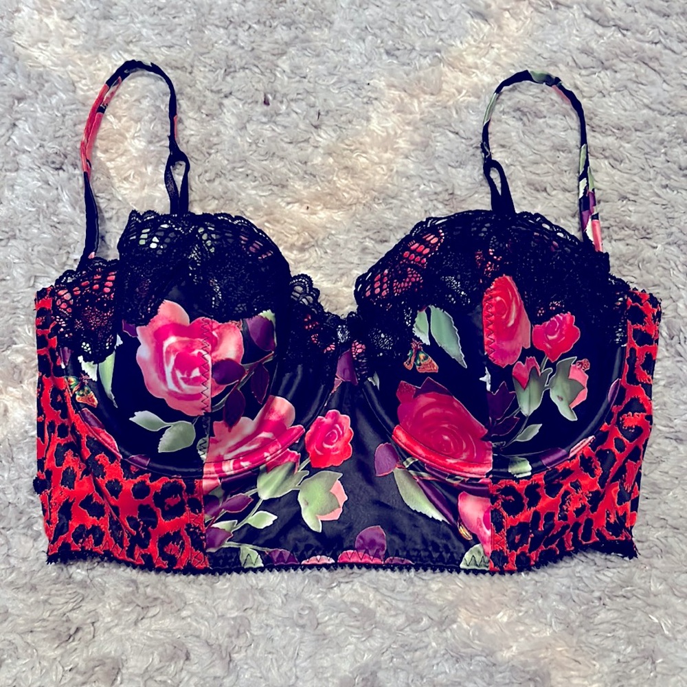 Victoria’s Secret bralette/corset 36D